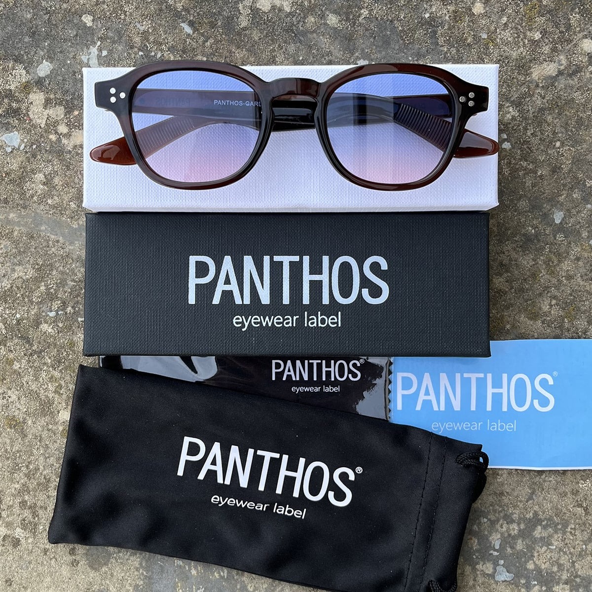 Garde / Brown Blue Pink