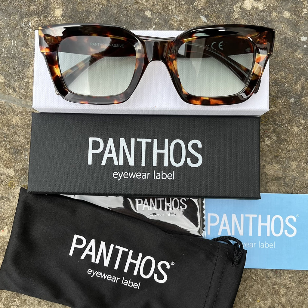 Massive / Tortoise Dark Green Smoke