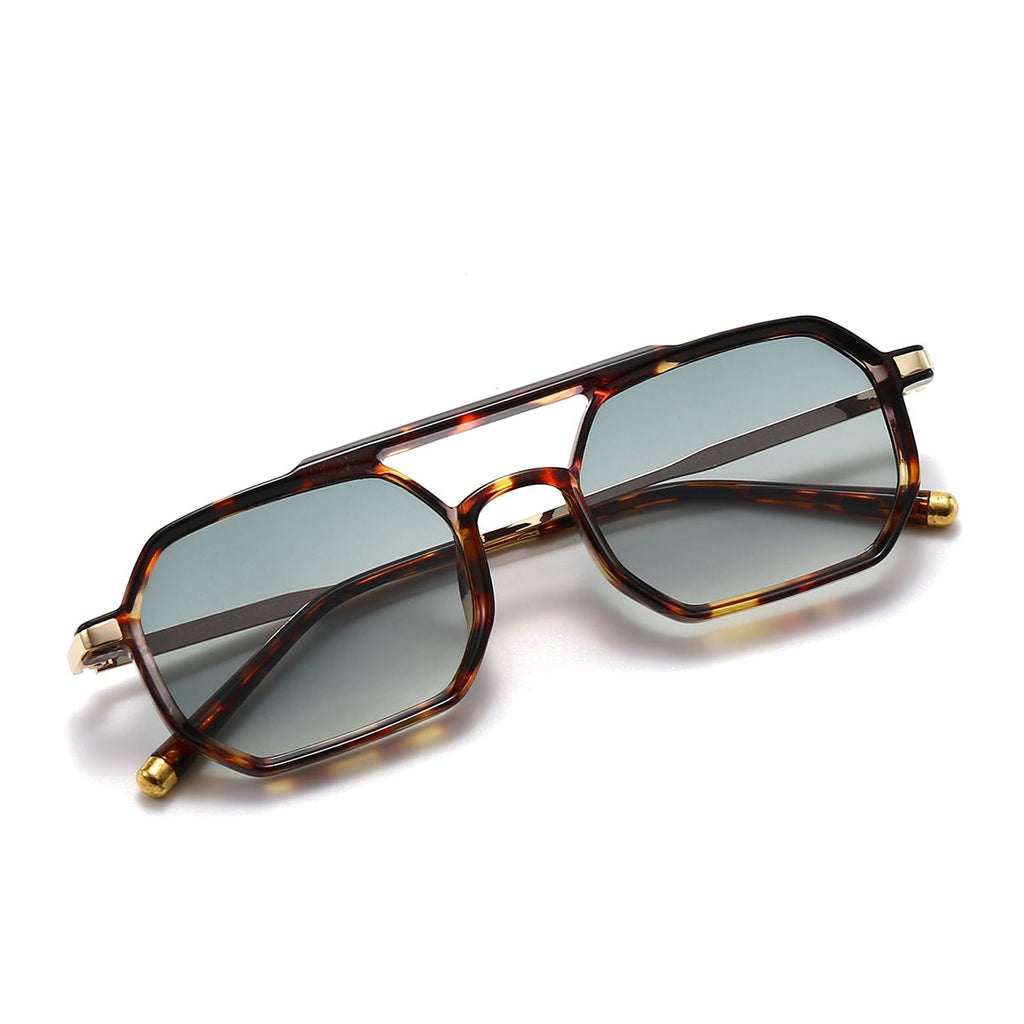 Shaped Metal / Tortoise Green Smoke