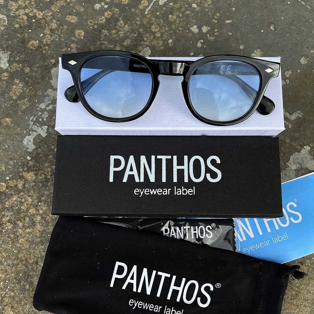 Business / Black Blue Smoke