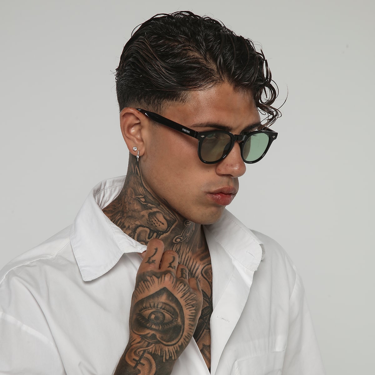 Business / Champagne Smoke