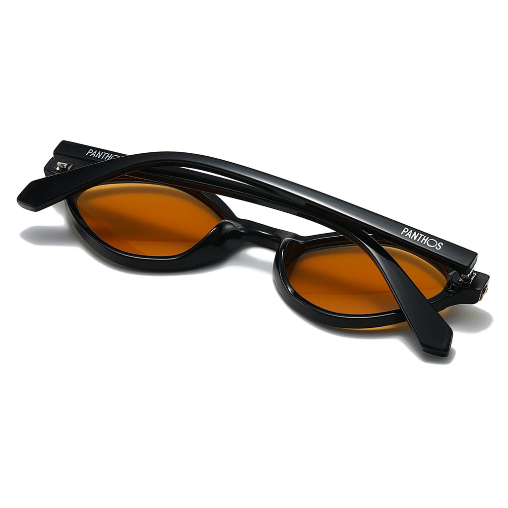 Cyrus / Black Cognac