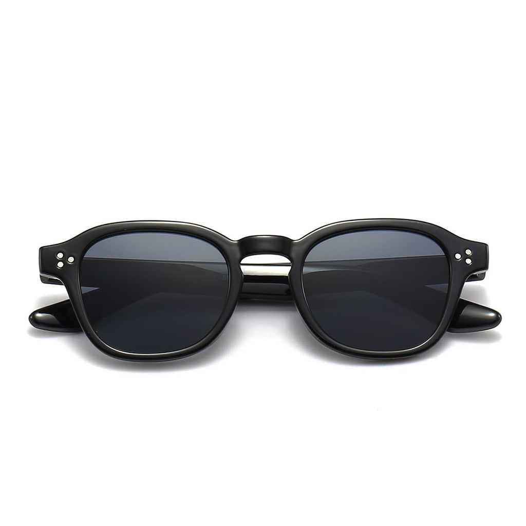Garde / Total Black