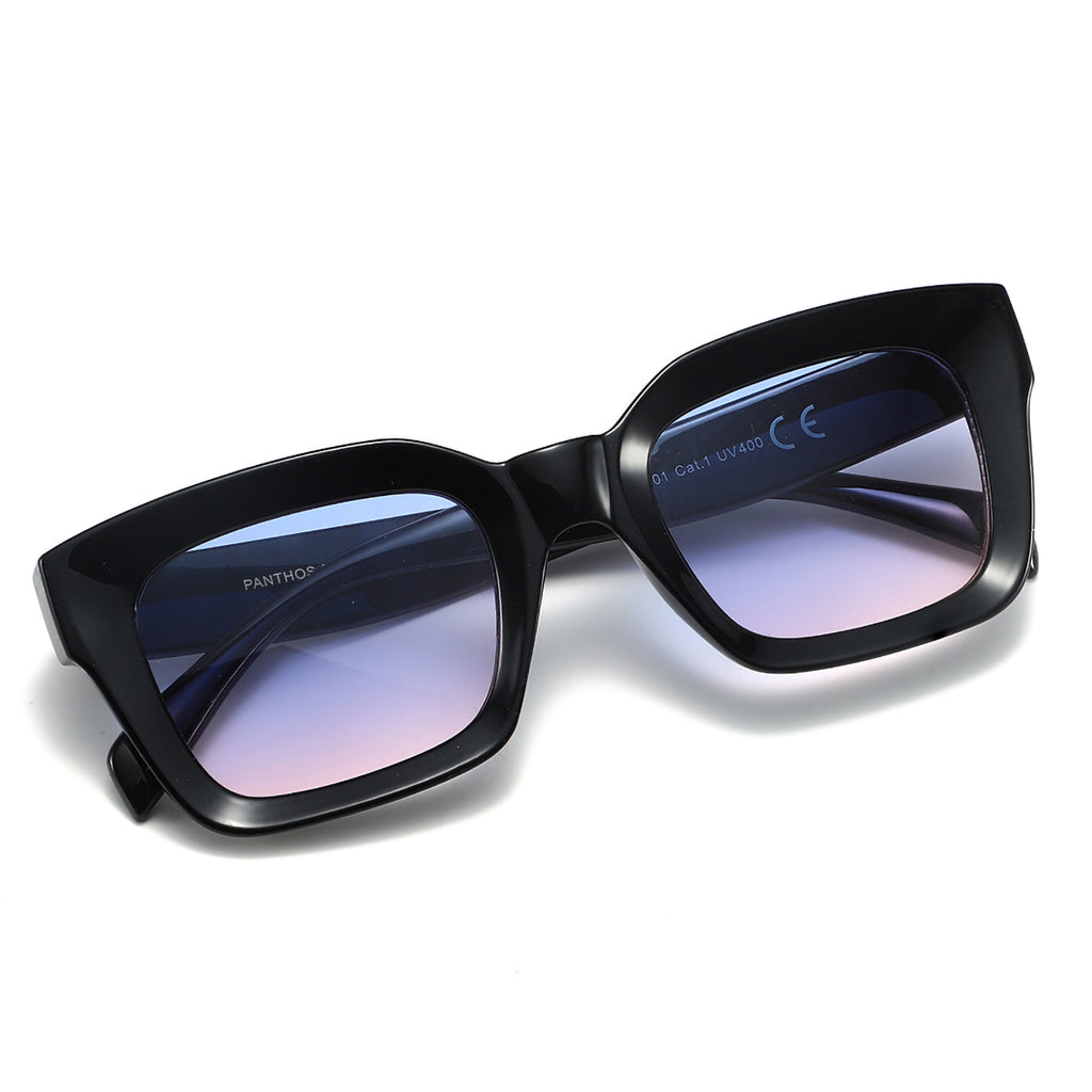Massive / Black Blue Pink Smoke