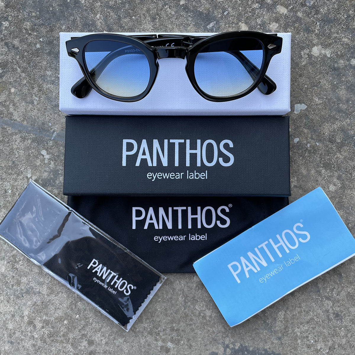 Noon Folding / Black Blue Yellow Smoke