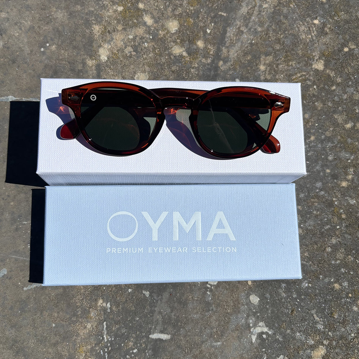 OYMA 03 / C07 - Brown Dark Green