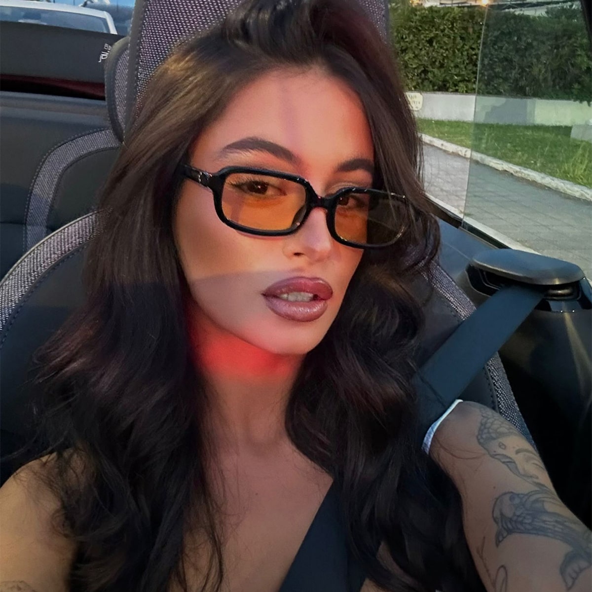 OYMA 10 / C05 - Black Orange