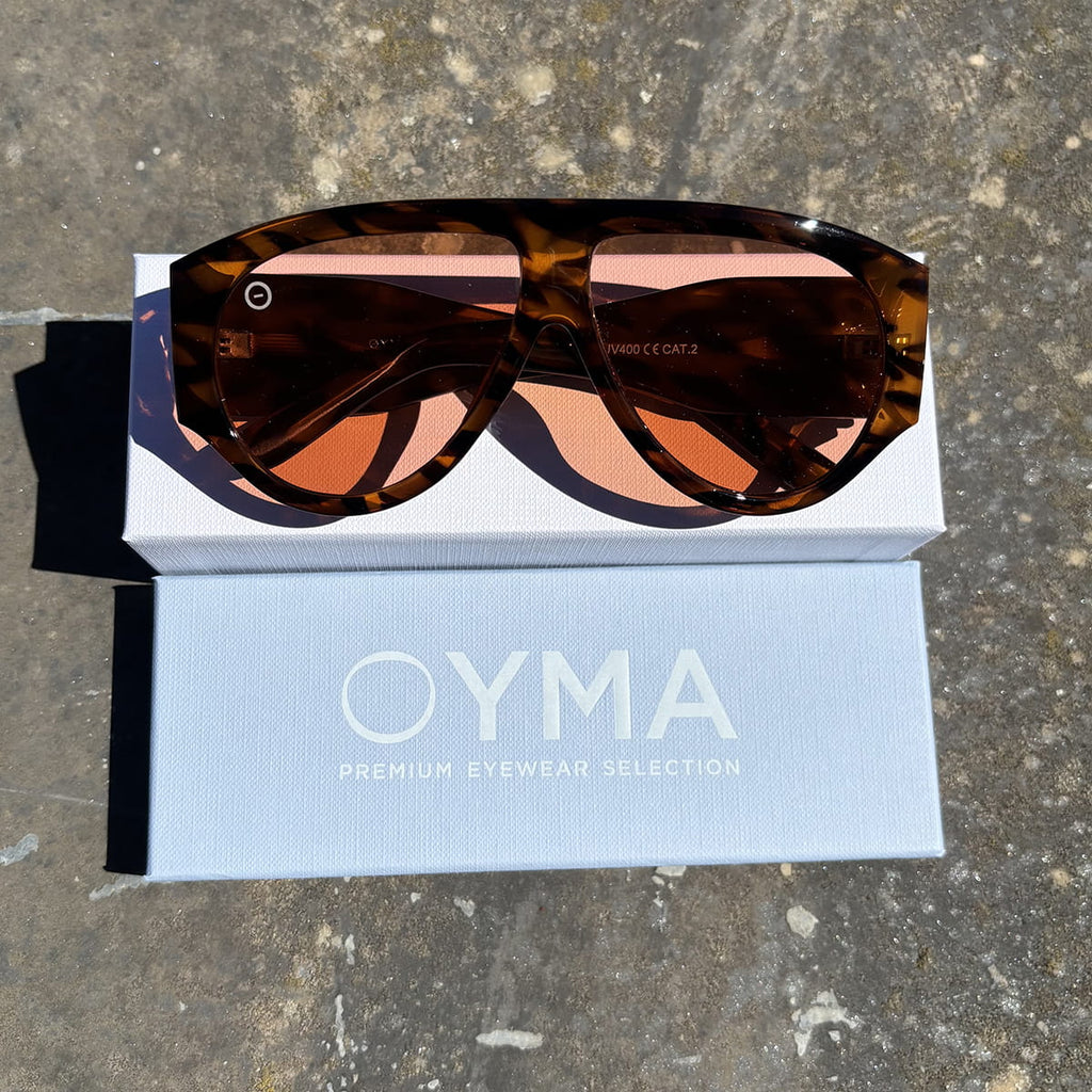 OYMA 11 / C06 - Tortoise Orange