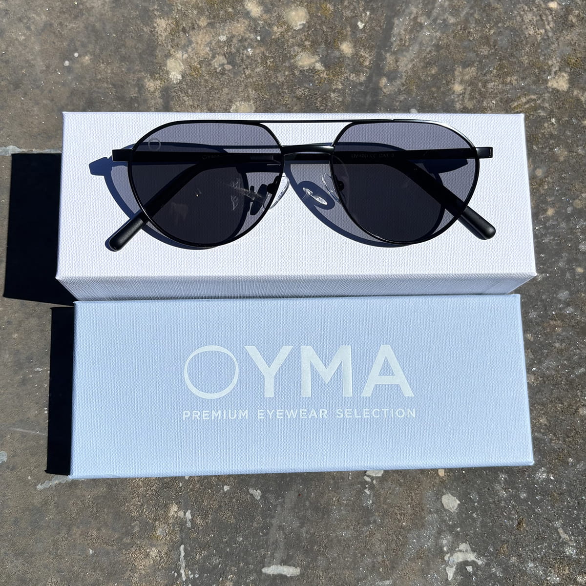OYMA 17 / C01 - Black Smoke