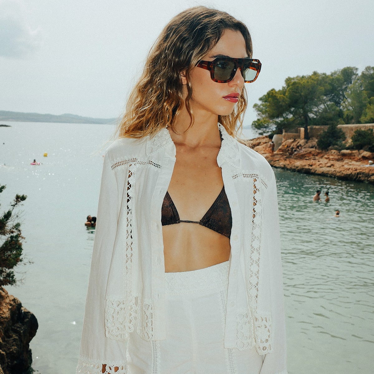 OYMA 01 / C02 - Tortoise Green