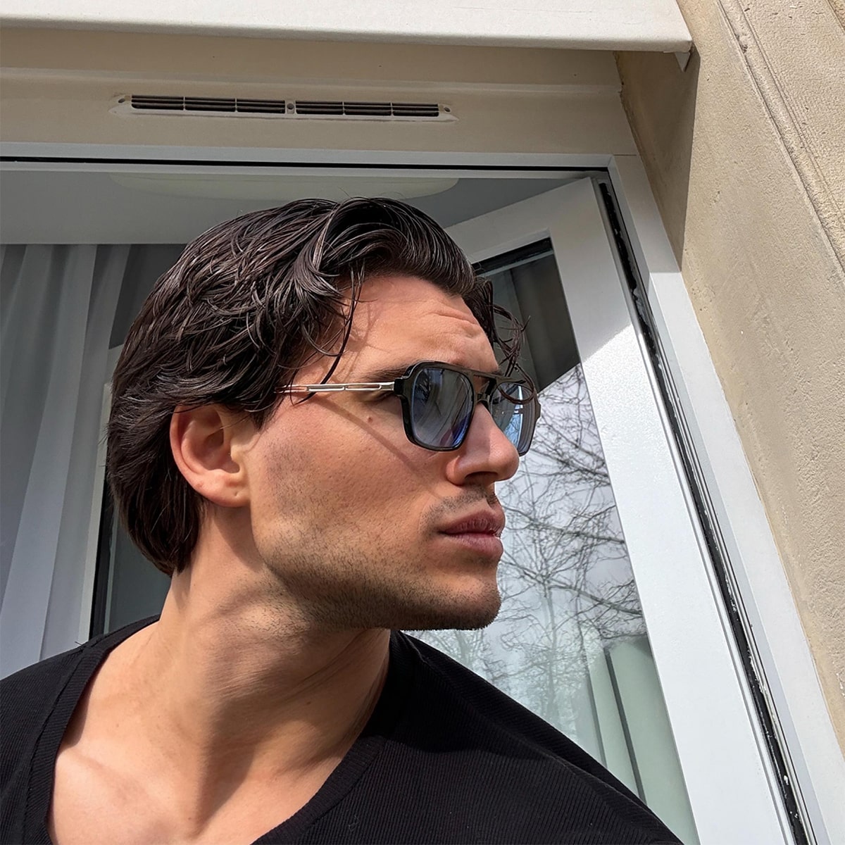 Road / Gold Black Blue