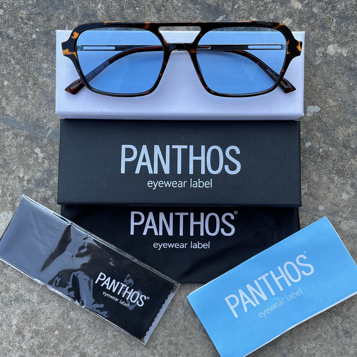 Road / Tortoise Blue