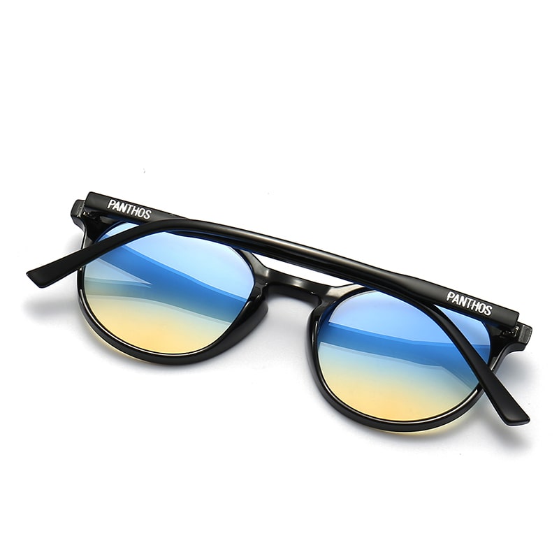 Sanchez / Black Blue Yellow Fume