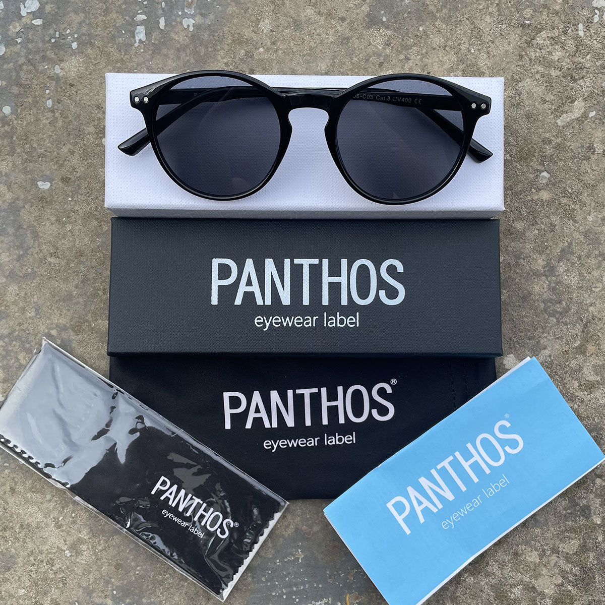 Sanchez / Total Black