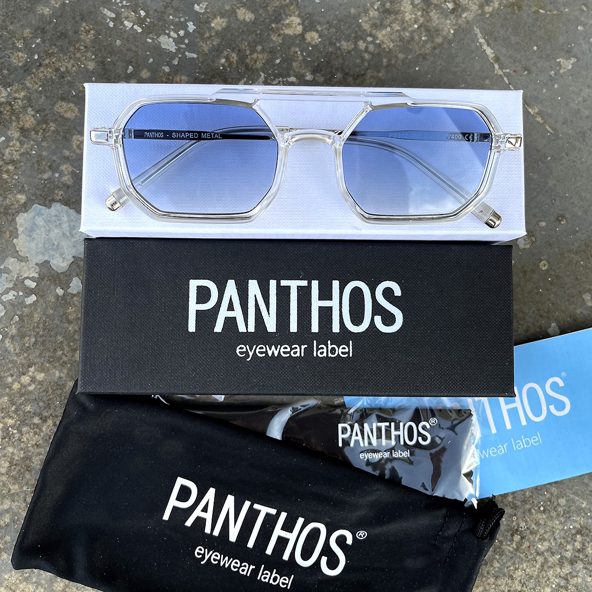 Shaped Metal / Transparent Blue Smoke