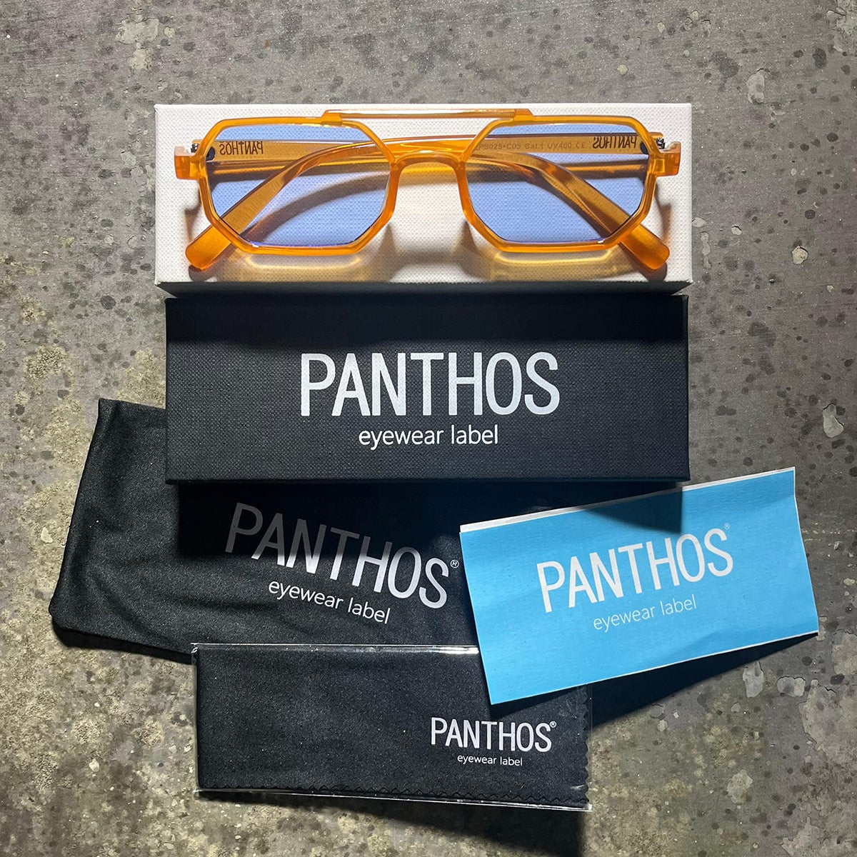 Shaped / Orange Blue