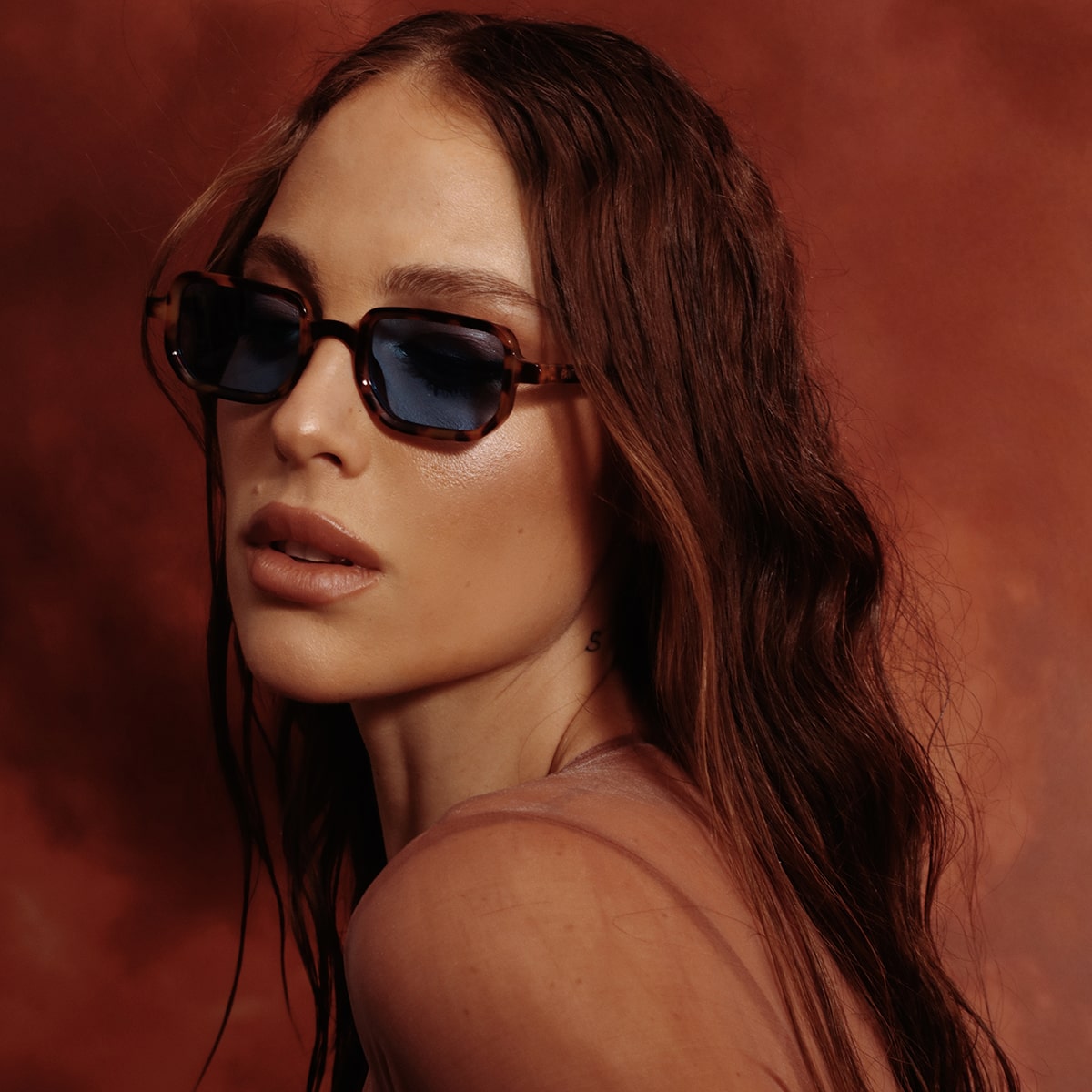 Thin / Tortoise Blue